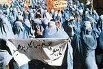 women protest against the taliban